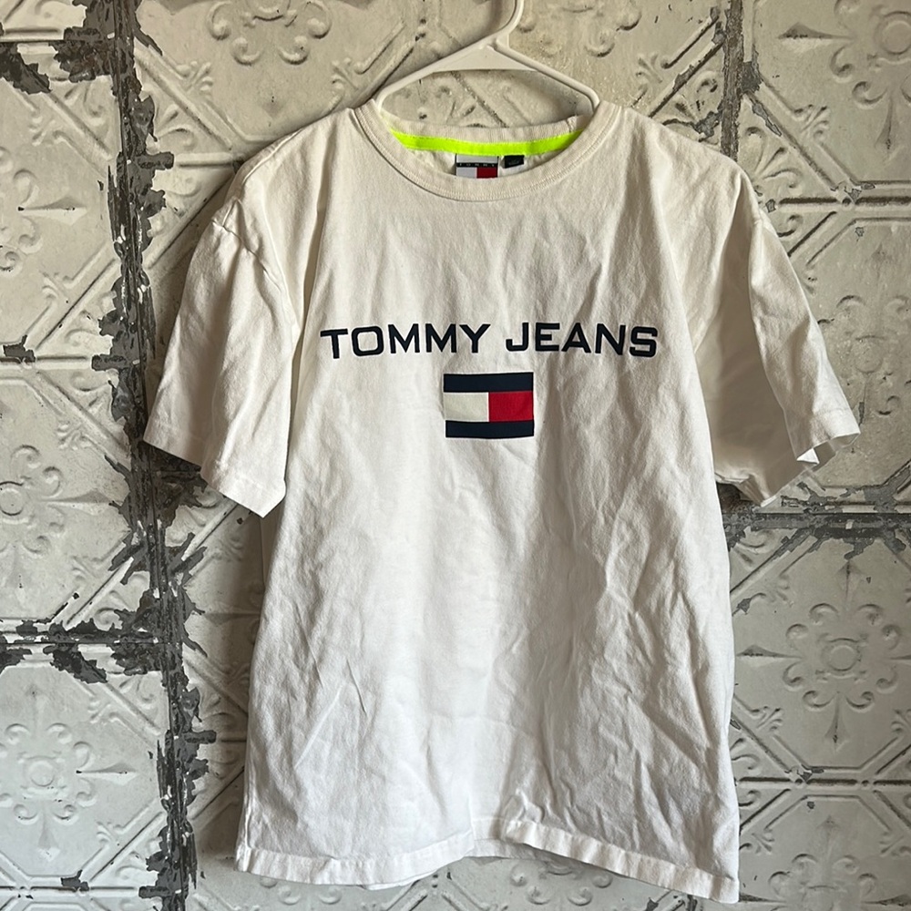 Tommy Jeans White T-Shirt